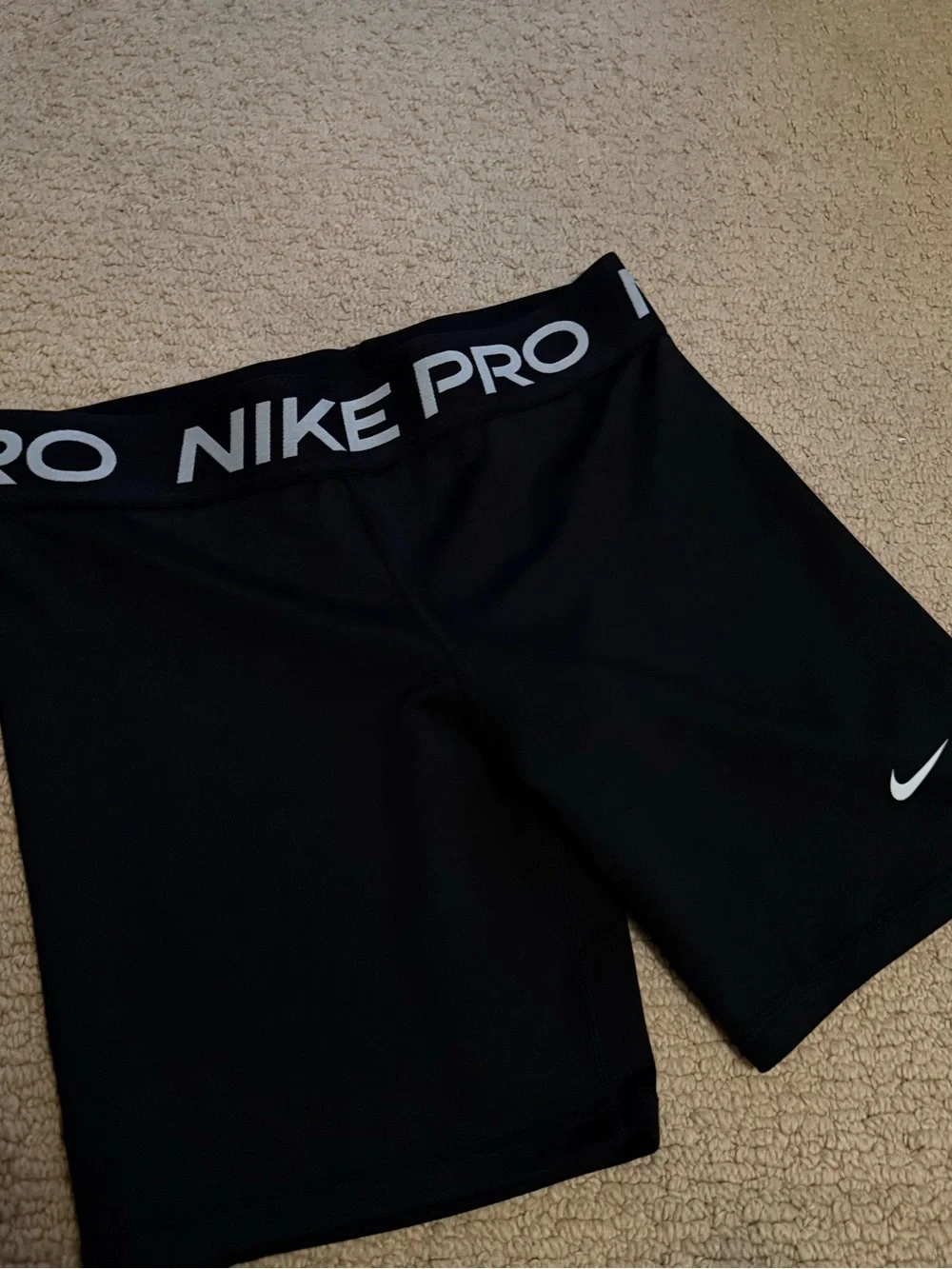 Nike Pro Girls Size XL Shorts
